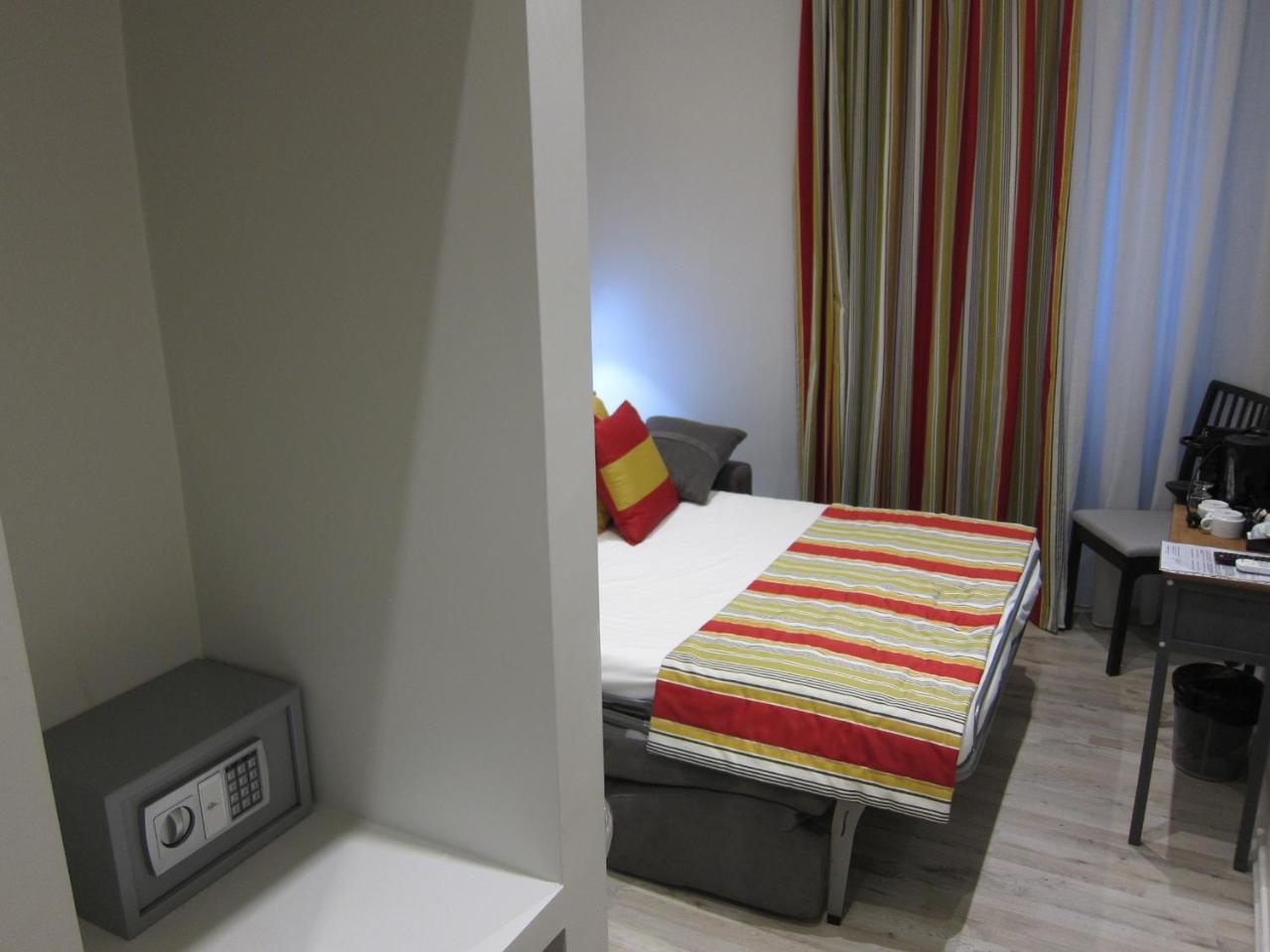 Collina Suites Рим Екстериор снимка